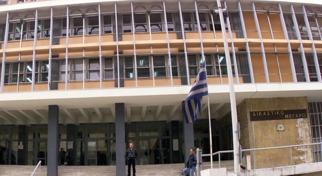 Ένωση Θεσσαλονίκης: Οι απειλές για υπηρεσιακή απομάκρυνση Αστυνομικών από τα Δικαστήρια, υλοποιήθηκαν. Ζητούμε την επαγγελματική και ηθική τους αποκατάσταση - Φωτογραφία 1