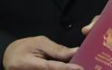 Σκόπια: αγόρασαν 240.000 διαβατήρια με το όνομα “Δημοκρατία της Μακεδονίας”