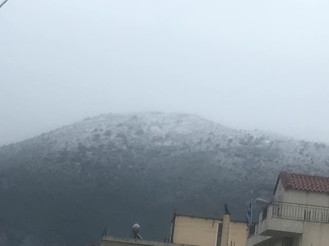 Συνεχίζεται η χιονόπτωση σε περιοχές της ΒΟΝΙΤΣΑΣ και του ΞΗΡΟΜΕΡΟΥ... - Φωτογραφία 4