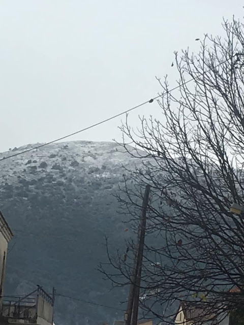 Συνεχίζεται η χιονόπτωση σε περιοχές της ΒΟΝΙΤΣΑΣ και του ΞΗΡΟΜΕΡΟΥ... - Φωτογραφία 6