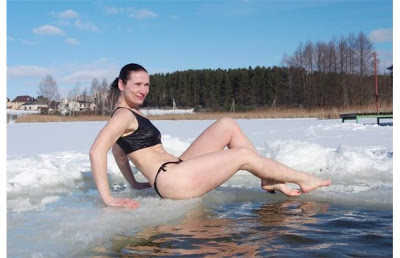 Χειμερινή κολύμβηση σε κρύο νερό και τα καλά που προσφέρει στην υγεία. Τι πρέπει να προσέχουμε - Φωτογραφία 2