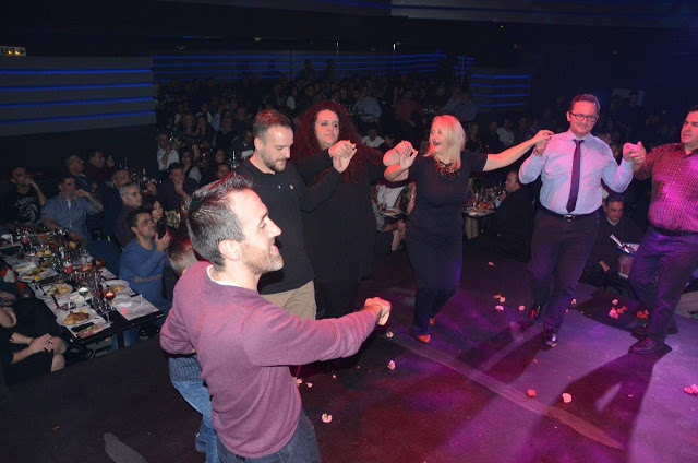 Κοσμοσυρροή στο Χορό του Συλλόγου ΠΑΛΑΙΟΜΑΝΙΩΤΩΝ, στο κέντρο CABANA στην ΑΘΗΝΑ | ΦΩΤΟ - Φωτογραφία 29