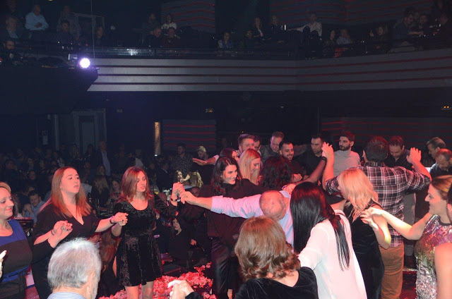 Κοσμοσυρροή στο Χορό του Συλλόγου ΠΑΛΑΙΟΜΑΝΙΩΤΩΝ, στο κέντρο CABANA στην ΑΘΗΝΑ | ΦΩΤΟ - Φωτογραφία 77