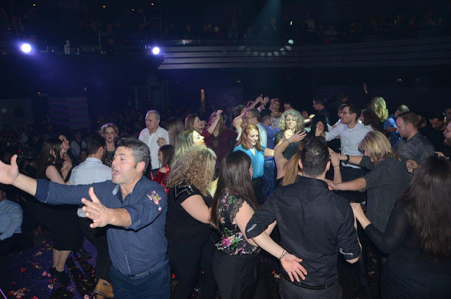 Κοσμοσυρροή στο Χορό του Συλλόγου ΠΑΛΑΙΟΜΑΝΙΩΤΩΝ, στο κέντρο CABANA στην ΑΘΗΝΑ | ΦΩΤΟ - Φωτογραφία 98