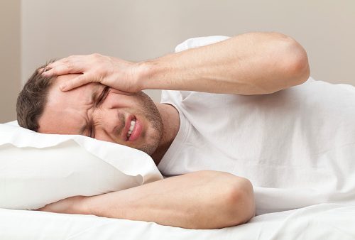 Πονοκέφαλος μετά τον ύπνο: Ποιες αιτίες τον προκαλούν και πώς θα τον αποτρέψετε; - Φωτογραφία 1