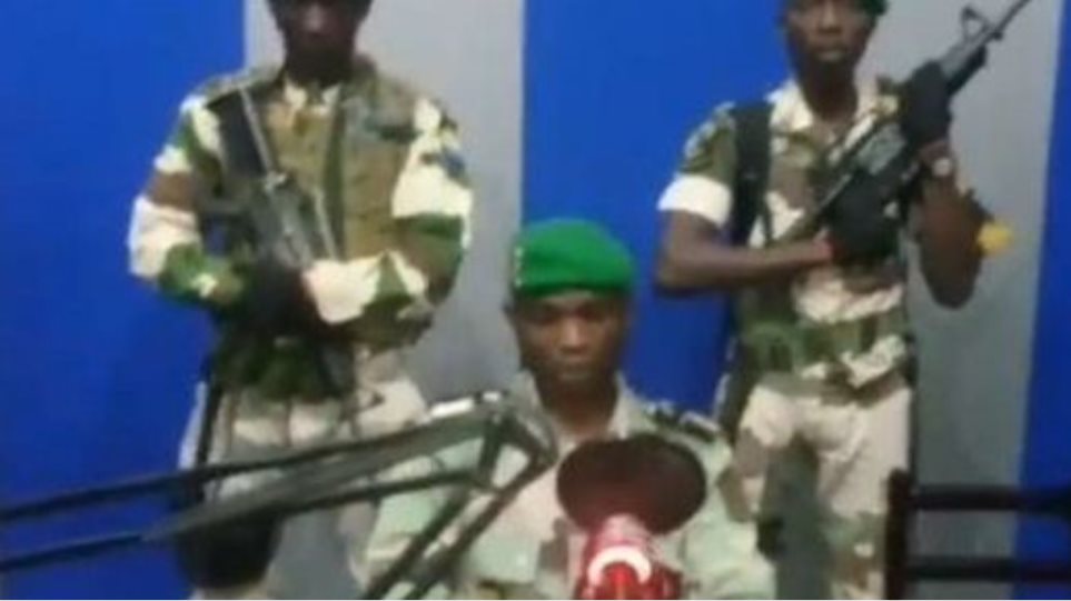 Σε εξέλιξη απόπειρα πραξικοπήματος στην Γκαμπόν - Στρατιωτικοί κατέλαβαν τη δημόσια τηλεόραση - Φωτογραφία 1
