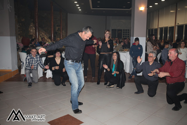 Με επιτυχία ο Χορός και κοπή πίτας του Συλλόγου ΧΟΒΟΛΙΩΤΩΝ Αστακού στο ΙΟΝΙΟ | ΦΩΤΟ: Make art - Φωτογραφία 59