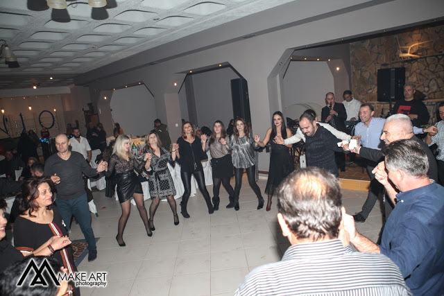 Με επιτυχία ο Χορός και κοπή πίτας του Συλλόγου ΧΟΒΟΛΙΩΤΩΝ Αστακού στο ΙΟΝΙΟ | ΦΩΤΟ: Make art - Φωτογραφία 76