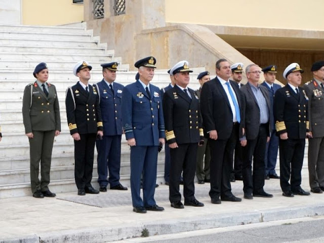 Ραγδαίες εξελίξεις: Ακυρώσεις επισκέψεων Αρχηγών ΓΕ και σύγκληση Συμβουλίου Άμυνας από τον Πάνο Καμμένο - Φωτογραφία 1
