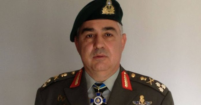 Στρατηγός Καταδρομών: «Η Τουρκία θα χρησιμοποιήσει τους λαθρομετανάστες, την Αλβανία και τα Σκόπια όταν επιτεθεί κατά της Ελλάδας» - Βίντεο - Φωτογραφία 1