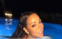 Mariah Carey: Ποζάρει με μικροσκοπικό μπικίνι και πανάκριβα κοσμήματα