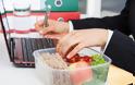 «Δίαιτα του γραφείου»: Πώς θα χάσετε κιλά ακόμη και τις ώρες της δουλειάς;