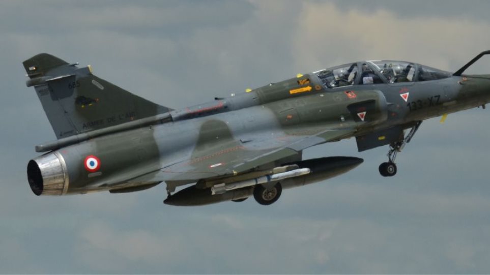 Νεκροί οι δύο πιλότοι του Mirage που συνετρίβη στη Γαλλία - Φωτογραφία 1