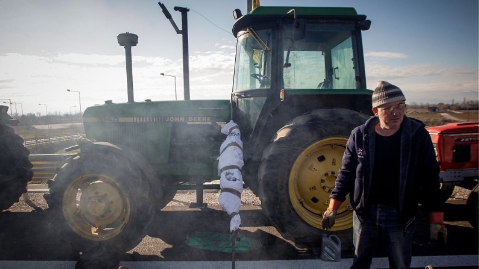 Αγρότες και κτηνοτρόφοι βγάζουν τα τρακτέρ στους δρόμους στις 28 Ιανουαρίου - Φωτογραφία 1