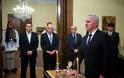 Ορκωμοσία του Υπουργού Εθνικής Άμυνας Ευάγγελου Αποστολάκη στο Προεδρικό Μέγαρο - Φωτογραφία 2