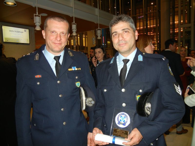 Φθιώτιδα: Βραβεύτηκε ο Αστυνομικός που έσωσε ζωές - Φωτογραφία 4