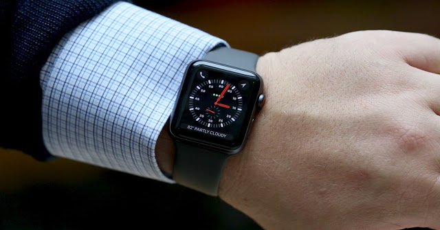 Η Apple θέλει να δώσει δωρεάν το Apple Watch σε ηλικιωμένους - Φωτογραφία 1