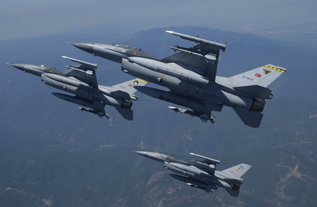 Θέλει ελληνικό αίμα η Άγκυρα: Τουρκικά F-16 προσπάθησαν να ρίξουν Super Puma της ΠΑ στο Φαρμακονήσι – Κινδύνευσαν οι ζωές των Ελλήνων πιλότων - Φωτογραφία 1