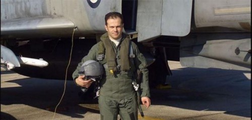 Βρέθηκε νεκρός ο Παναγιώτης Κεφαλάς, ο πιλότος του αεροσκάφους που είχε καταπέσει στο Μεσολόγγι - Φωτογραφία 2