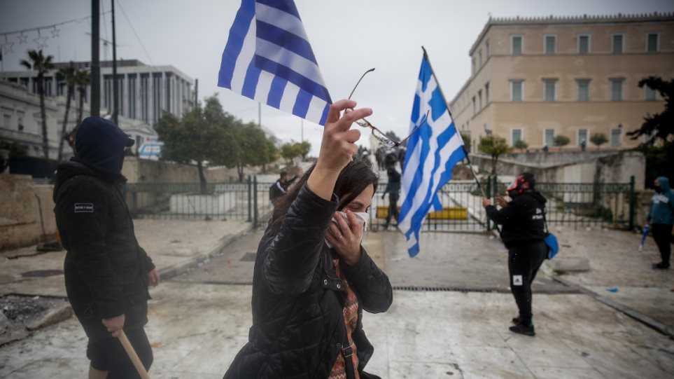 Η συμφωνία των Πρεσπών ενώνει τους Έλληνες ενάντια στον Τσίπρα, γράφει ο διεθνής Τύπος - Φωτογραφία 1