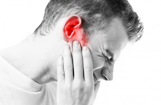 Πότε ο πόνος στο αυτί μπορεί να υποδηλώνει μόλυνση και πότε κρύωμα; - Φωτογραφία 1
