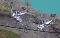 Συντρίμμια και κηλίδες πετρελαίου μαρτυρούν την πτώση του ΙΧ στη λίμνη Στράτου (φωτο) - Φωτογραφία 6