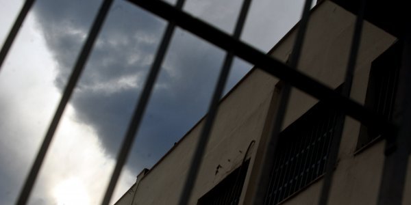 Κέρκυρα: Προφυλακίστηκε ο 39χρονος που κατηγορείται για πορνογραφία ανηλίκων - Φωτογραφία 1