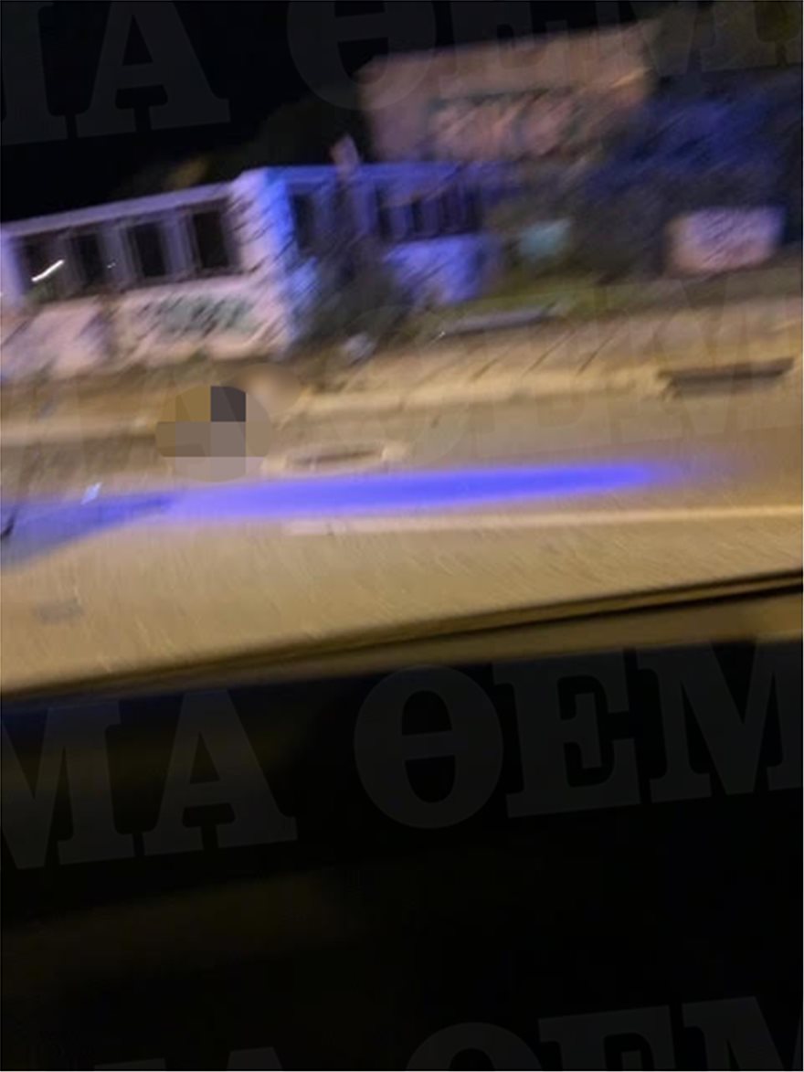 Φρικτό τροχαίο με δύο νεκρούς στην Ποσειδώνος - Φωτογραφία 2