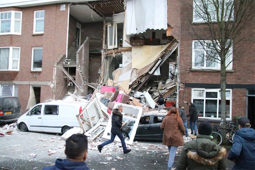 Ισχυρή έκρηξη στη Χάγη: Κτίριο κατέρρευσε - Φωτογραφία 3