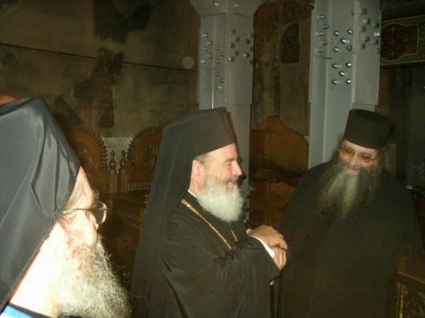 11608 - Αρχιεπίσκοπος Χριστόδουλος (1939 - 28 Ιανουαρίου 2008). Φωτογραφίες από προσκυνηματικές επισκέψεις του στο Άγιο Όρος - Φωτογραφία 9