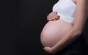 Απόφαση σταθμός: «Ναι» σε τεχνητή γονιμοποίηση χωρίς νόμιμη έγκριση του νεκρού συζύγου