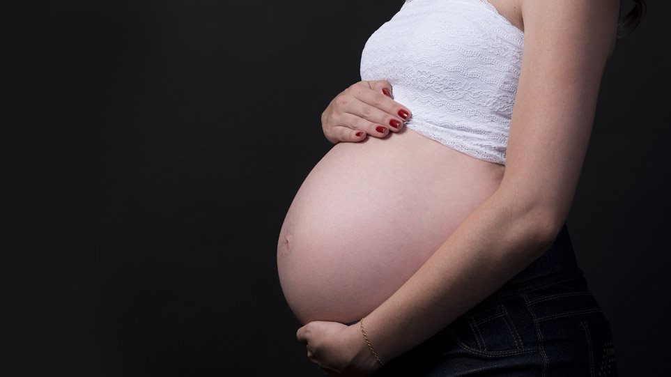 Απόφαση σταθμός: «Ναι» σε τεχνητή γονιμοποίηση χωρίς νόμιμη έγκριση του νεκρού συζύγου - Φωτογραφία 1