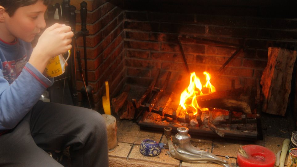 Eurostat: Ένα στα τέσσερα ελληνικά νοικοκυριά δεν μπορεί να ζεστάνει το σπίτι του - Φωτογραφία 1