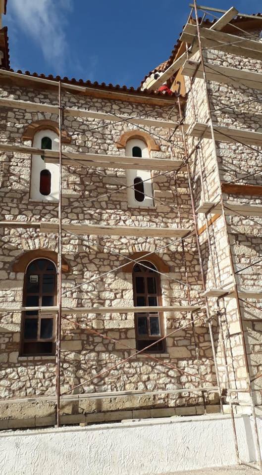 Οι εργασίες ανακαίνισης στον ιερό ναό ΑΓΙΑΣ ΠΑΡΑΣΚΕΥΗΣ ΠΑΛΑΙΡΟΥ αναδεικνύουν το μεγαλείο της ομορφιάς της πέτρας | ΦΩΤΟ - Φωτογραφία 14