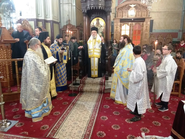 Εορτασμός  των  Αγίων  Τριών  Ιεραρχών στην Ιερά Μητρόπολη Αιτωλίας και Ακαρνανίας - Φωτογραφία 4