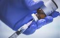 Εσπευσμένη εισαγωγή επιπλέον εμβολίων για να αντιμετωπιστεί η γρίπη