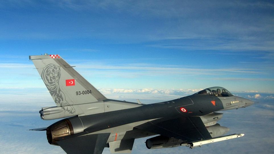 Συναγερμός για τουρκικό F-16 με βλάβη πάνω απο το Αιγαίo - Φωτογραφία 1