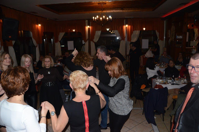 Εξαιρετική επιτυχία, σημείωσε ο χορός του Συλλόγου Πηγαδίων Η ΜΑΝΙΝΑ στη ταβέρνα Η ΣΤΑΝΗ ΤΟΥ ΒΛΑΧΟΥ στην Αθήνα | ΦΩΤΟ-ΒΙΝΤΕΟ - Φωτογραφία 131