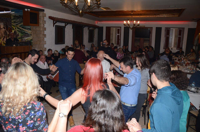 Εξαιρετική επιτυχία, σημείωσε ο χορός του Συλλόγου Πηγαδίων Η ΜΑΝΙΝΑ στη ταβέρνα Η ΣΤΑΝΗ ΤΟΥ ΒΛΑΧΟΥ στην Αθήνα | ΦΩΤΟ-ΒΙΝΤΕΟ - Φωτογραφία 140