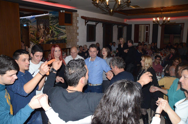 Εξαιρετική επιτυχία, σημείωσε ο χορός του Συλλόγου Πηγαδίων Η ΜΑΝΙΝΑ στη ταβέρνα Η ΣΤΑΝΗ ΤΟΥ ΒΛΑΧΟΥ στην Αθήνα | ΦΩΤΟ-ΒΙΝΤΕΟ - Φωτογραφία 149