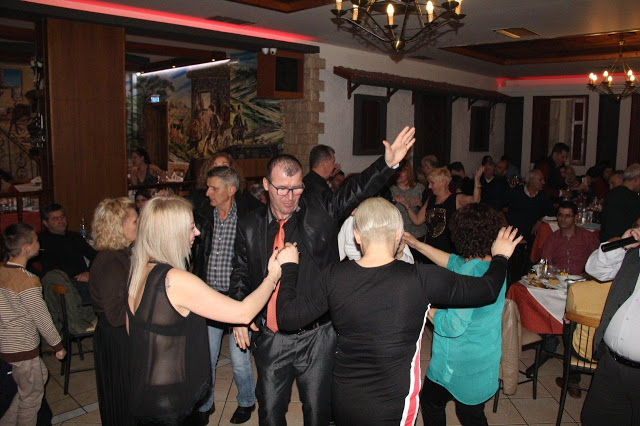 Εξαιρετική επιτυχία, σημείωσε ο χορός του Συλλόγου Πηγαδίων Η ΜΑΝΙΝΑ στη ταβέρνα Η ΣΤΑΝΗ ΤΟΥ ΒΛΑΧΟΥ στην Αθήνα | ΦΩΤΟ-ΒΙΝΤΕΟ - Φωτογραφία 37