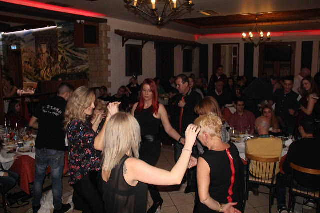 Εξαιρετική επιτυχία, σημείωσε ο χορός του Συλλόγου Πηγαδίων Η ΜΑΝΙΝΑ στη ταβέρνα Η ΣΤΑΝΗ ΤΟΥ ΒΛΑΧΟΥ στην Αθήνα | ΦΩΤΟ-ΒΙΝΤΕΟ - Φωτογραφία 43
