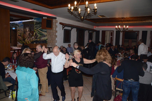 Εξαιρετική επιτυχία, σημείωσε ο χορός του Συλλόγου Πηγαδίων Η ΜΑΝΙΝΑ στη ταβέρνα Η ΣΤΑΝΗ ΤΟΥ ΒΛΑΧΟΥ στην Αθήνα | ΦΩΤΟ-ΒΙΝΤΕΟ - Φωτογραφία 52
