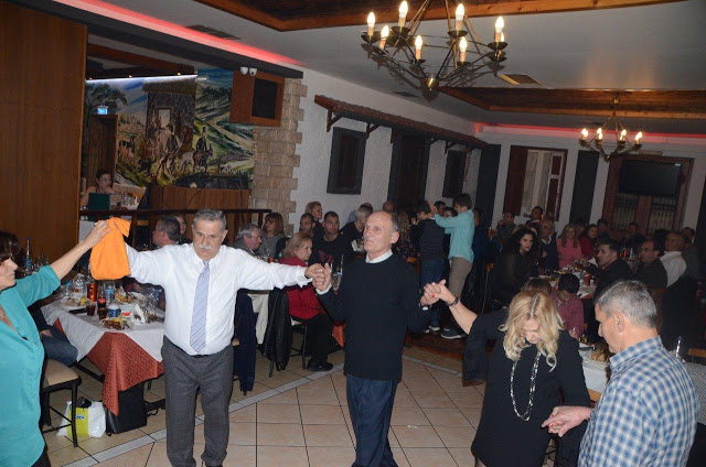 Εξαιρετική επιτυχία, σημείωσε ο χορός του Συλλόγου Πηγαδίων Η ΜΑΝΙΝΑ στη ταβέρνα Η ΣΤΑΝΗ ΤΟΥ ΒΛΑΧΟΥ στην Αθήνα | ΦΩΤΟ-ΒΙΝΤΕΟ - Φωτογραφία 61