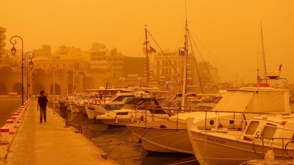 Καιρός: Έρχεται αφρικανική σκόνη - Στους 19 βαθμούς αύριο, επικίνδυνες καταιγίδες την Τρίτη - Φωτογραφία 1