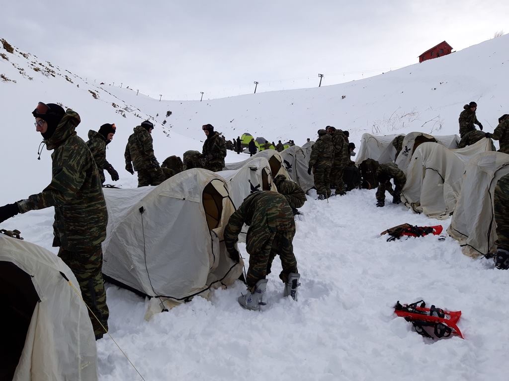 ΓΕΣ: Οι νέοι ηγέτες του Στρατού Ξηράς δεν μασάνε στο κρύο και το χιόνι (ΕΙΚΟΝΕΣ) - Φωτογραφία 3