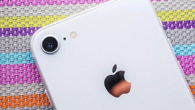 Η Apple θα κυκλοφορήσει ένα τροποποιημένο iPhone 7 και 8 ειδικά για τη Γερμανία - Φωτογραφία 1