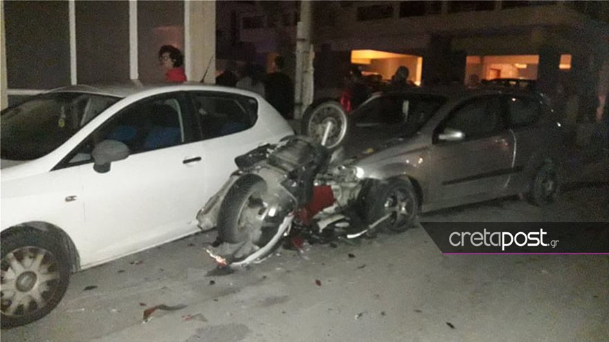 Σοκαριστικές φωτος από τροχαίο στο Ηράκλειο: Στην εντατική 25χρονος μοτοσικλετιστής - Φωτογραφία 2