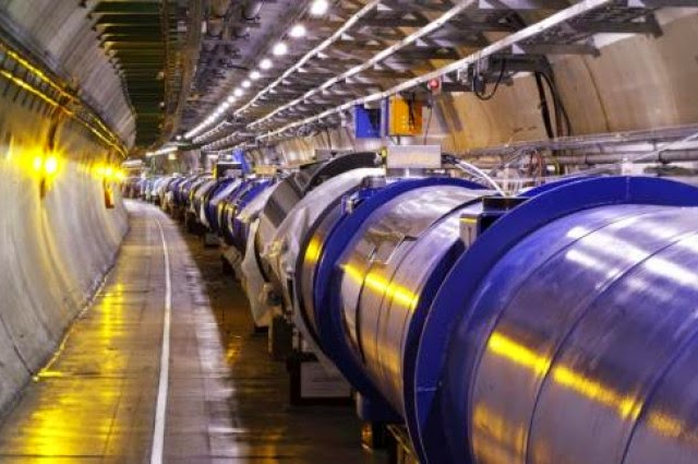 Ελληνικές επιχειρήσεις προμηθεύουν το CERN από στυλό μέχρι εξειδικευμένα υλικά - Φωτογραφία 1