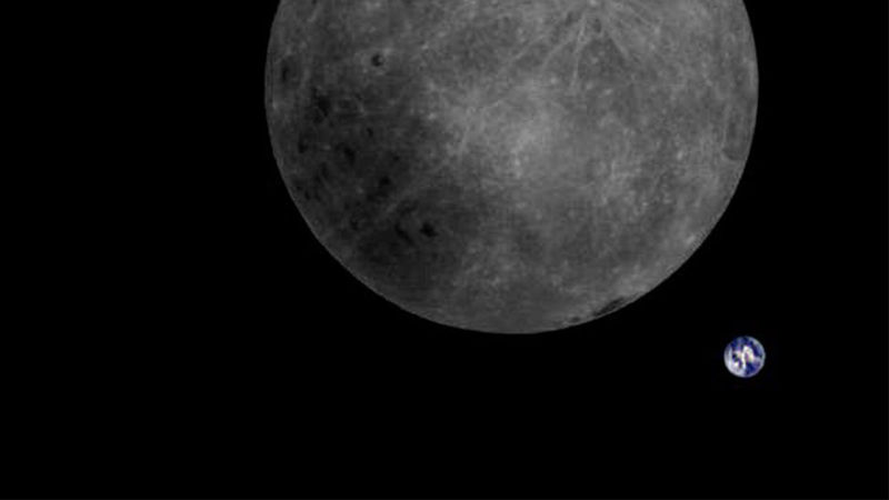 Δορυφόρος φωτογραφίζει την άλλη πλευρά της Σελήνης - Φωτογραφία 1